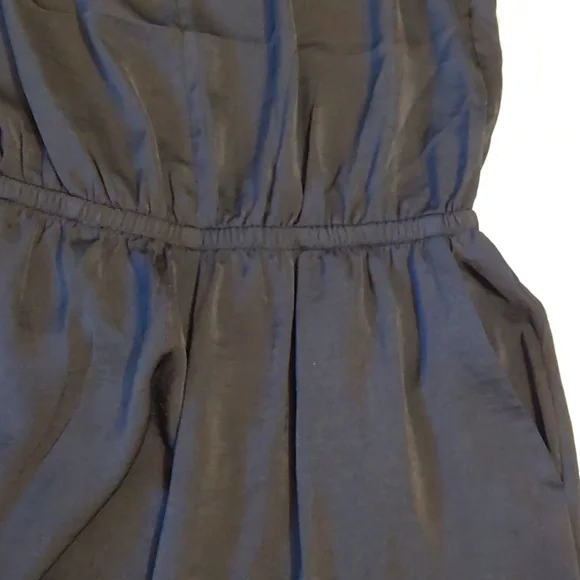 Banana Republic Black Flutter Sleeve Jumpsuit with Pockets, size XS - Picture 6 of 8